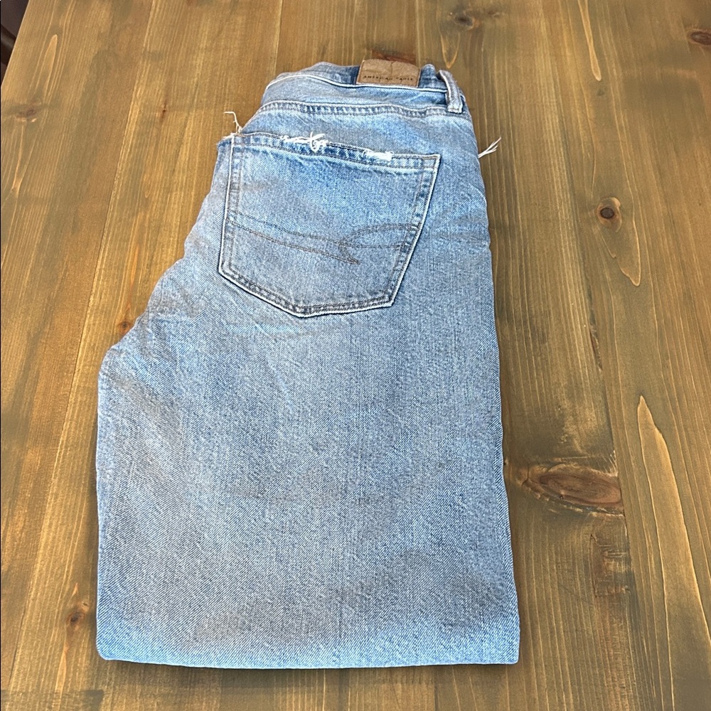 American Eagle light Blue jeans women’s 2